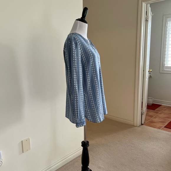 Denim chambray blouse by TALBOTS size small - Picture 4 of 8